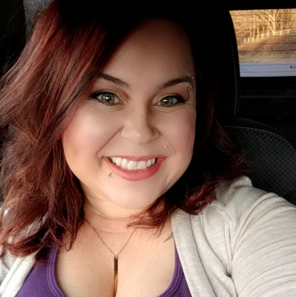 Meet your posher! - Picture 1 of 1